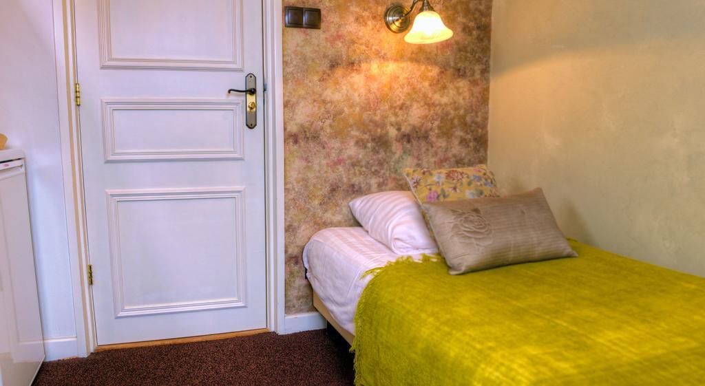 Pension&Spa de Watertoren Zandvoort Zimmer foto